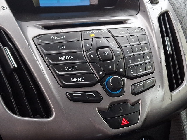 Used 2015 Ford Transit Connect XLT FWD image 17
