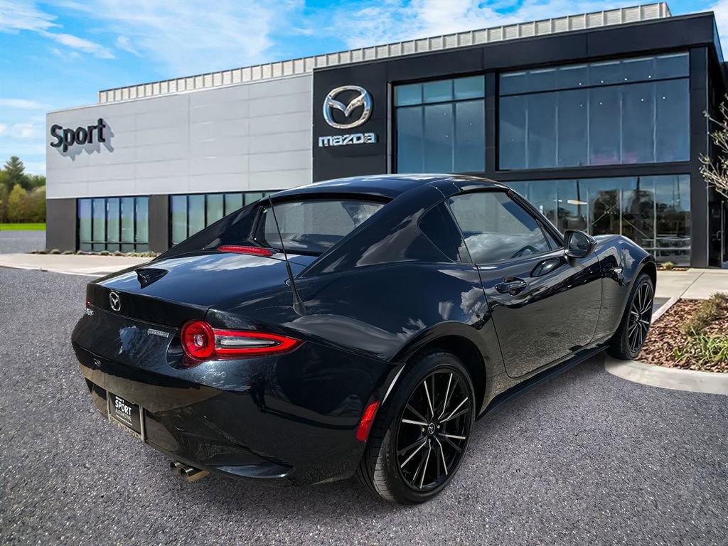 Used 2025 MAZDA MX-5 Miata RF Grand Touring image 3