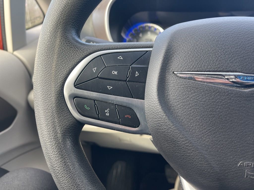 Used 2018 Chrysler Pacifica Touring Plus w/ Tire & Wheel Group image 25