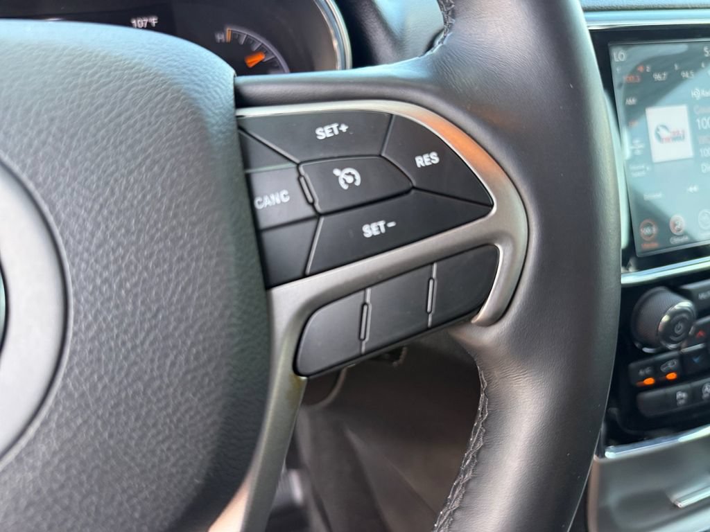 Used 2021 Jeep Grand Cherokee Laredo X AWD/4WD image 24