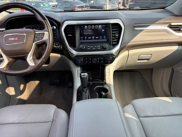 Used 2017 GMC Acadia SLT FWD image 11