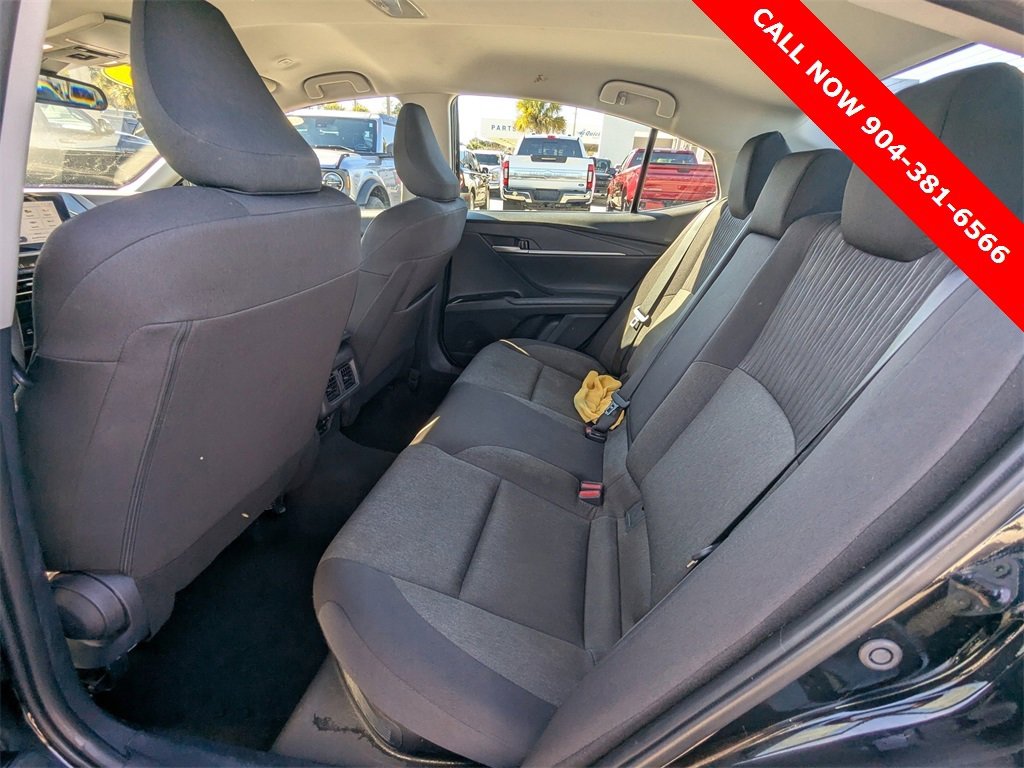 Used 2025 Toyota Camry LE image 13