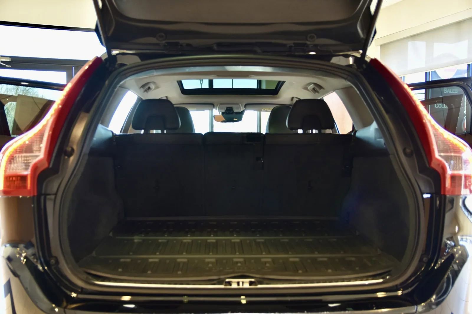Used 2016 Volvo XC60 T5 Premier AWD/4WD image 19