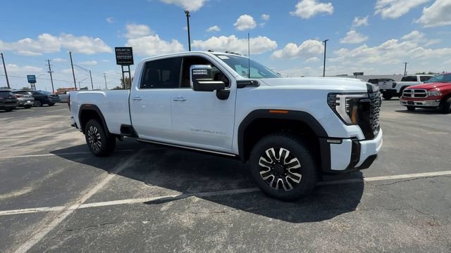 New 2026 GMC Sierra 3500 Denali Ultimate AWD/4WD image 2