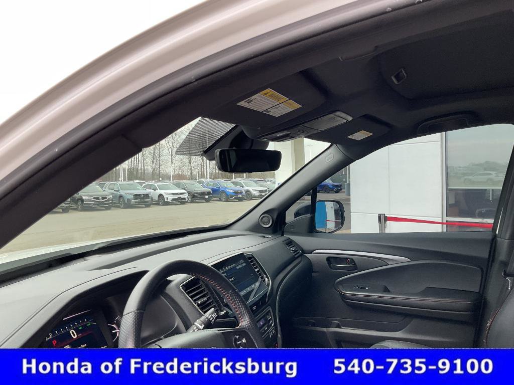 Certified 2023 Honda Passport TrailSport image 29