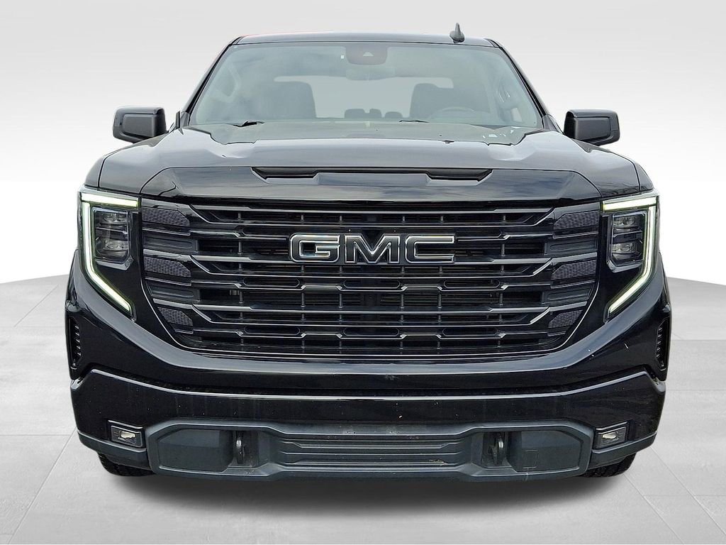 Used 2022 GMC Sierra 1500 Elevation image 2