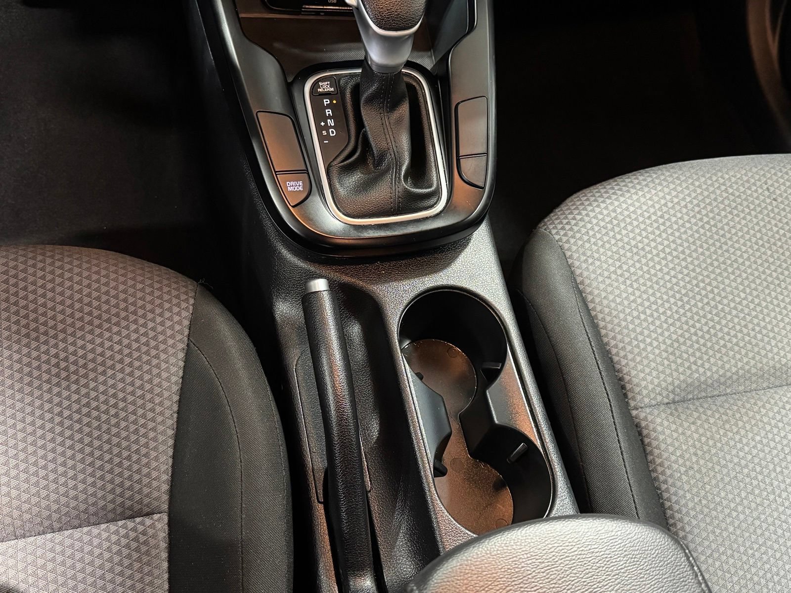 Used 2024 Kia Soul LX w/ Option Group 015 FWD image 25