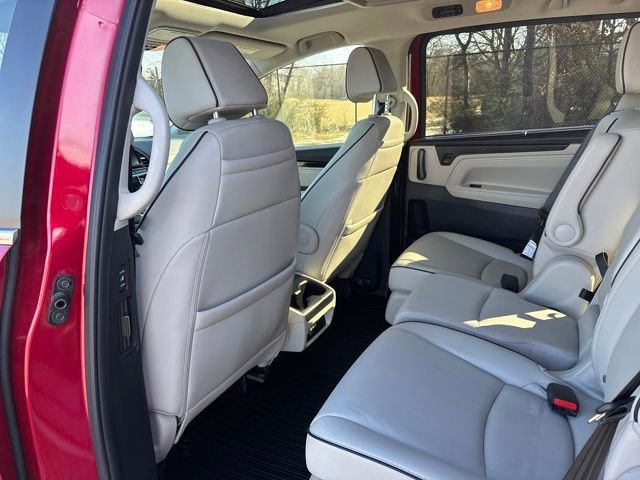 Certified 2025 Honda Odyssey Touring image 14