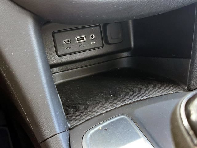 Used 2021 Chevrolet Equinox LT FWD image 28