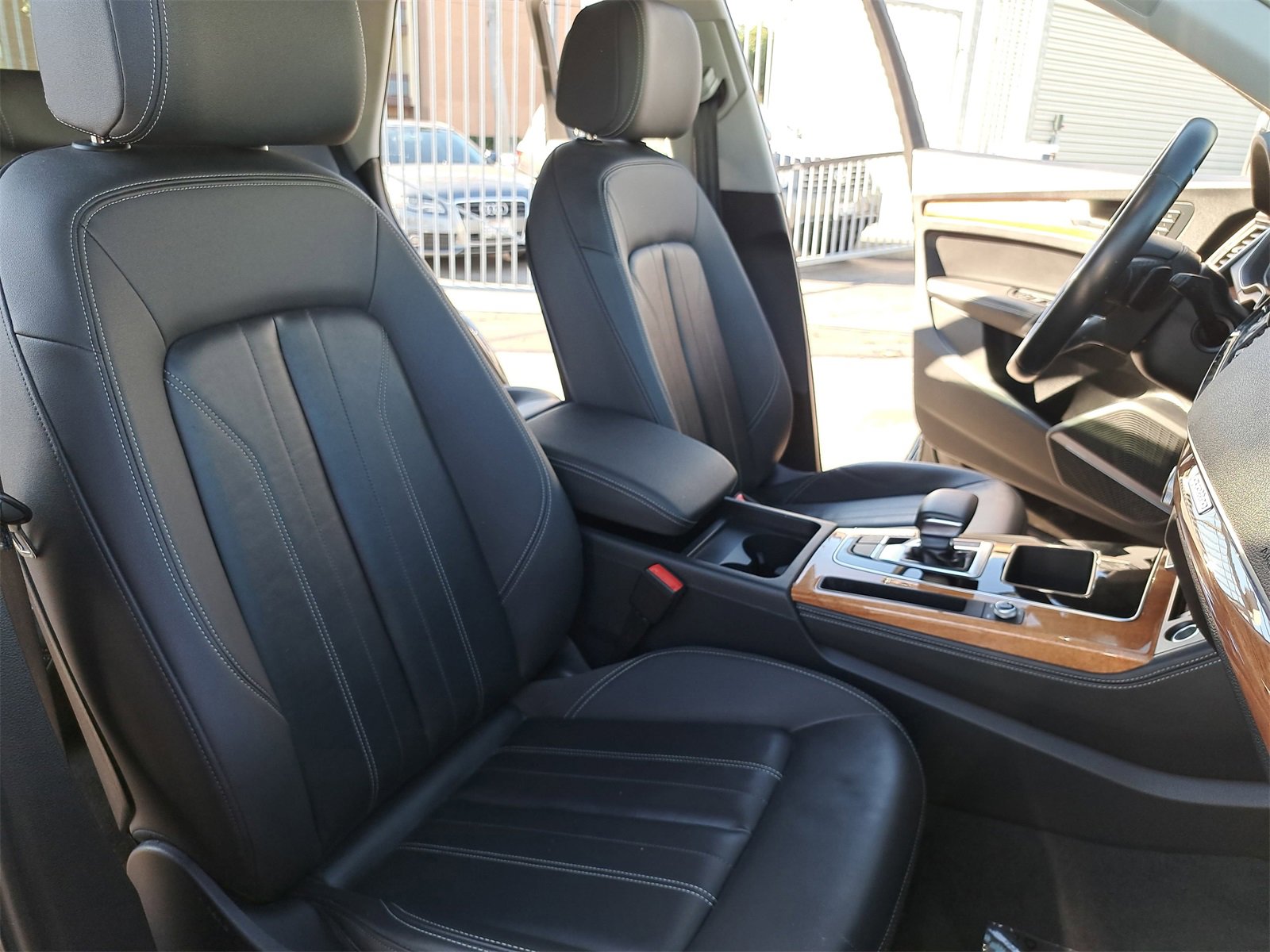 Used 2023 Audi Q5 2.0T Premium Plus w/ Premium Plus Package image 10