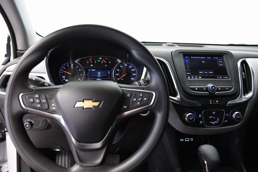 Used 2024 Chevrolet Equinox LS w/ LS Convenience Package image 4