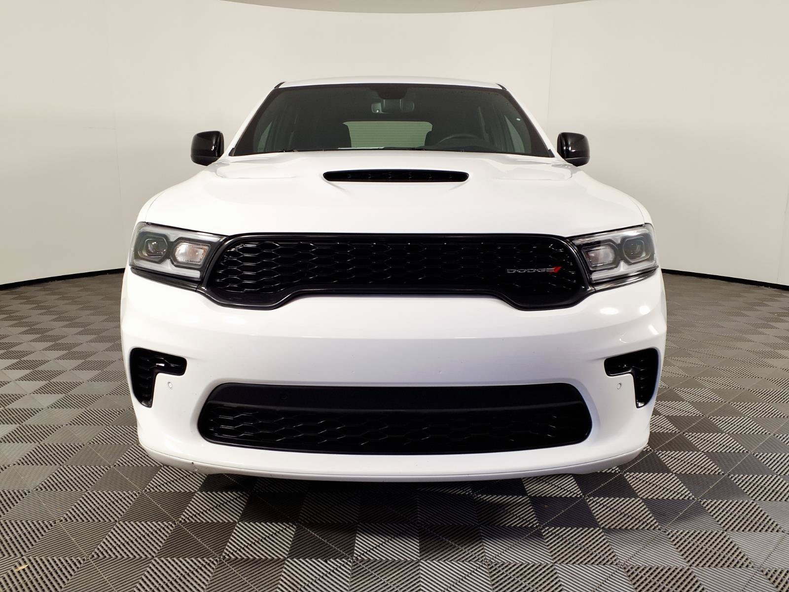 Used 2025 Dodge Durango R/T w/ Blacktop Package AWD/4WD image 2