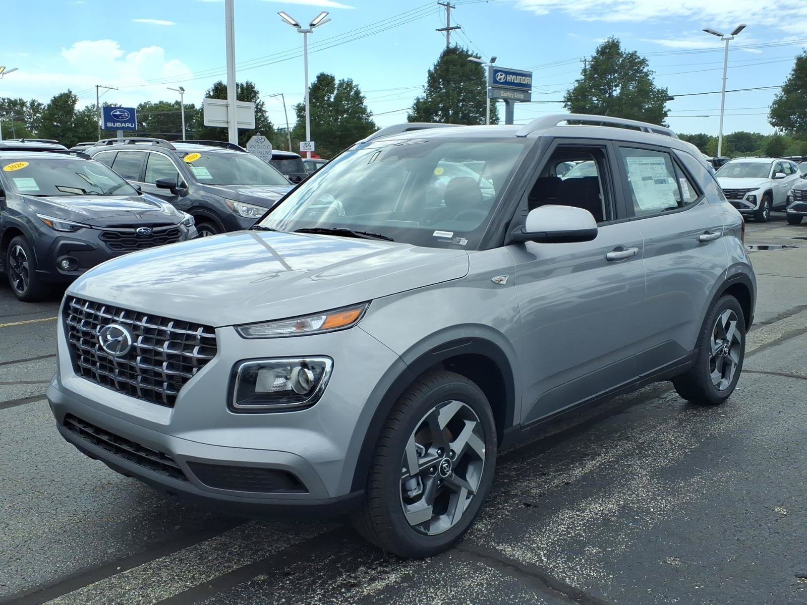 New 2026 Hyundai Venue SEL FWD image 3