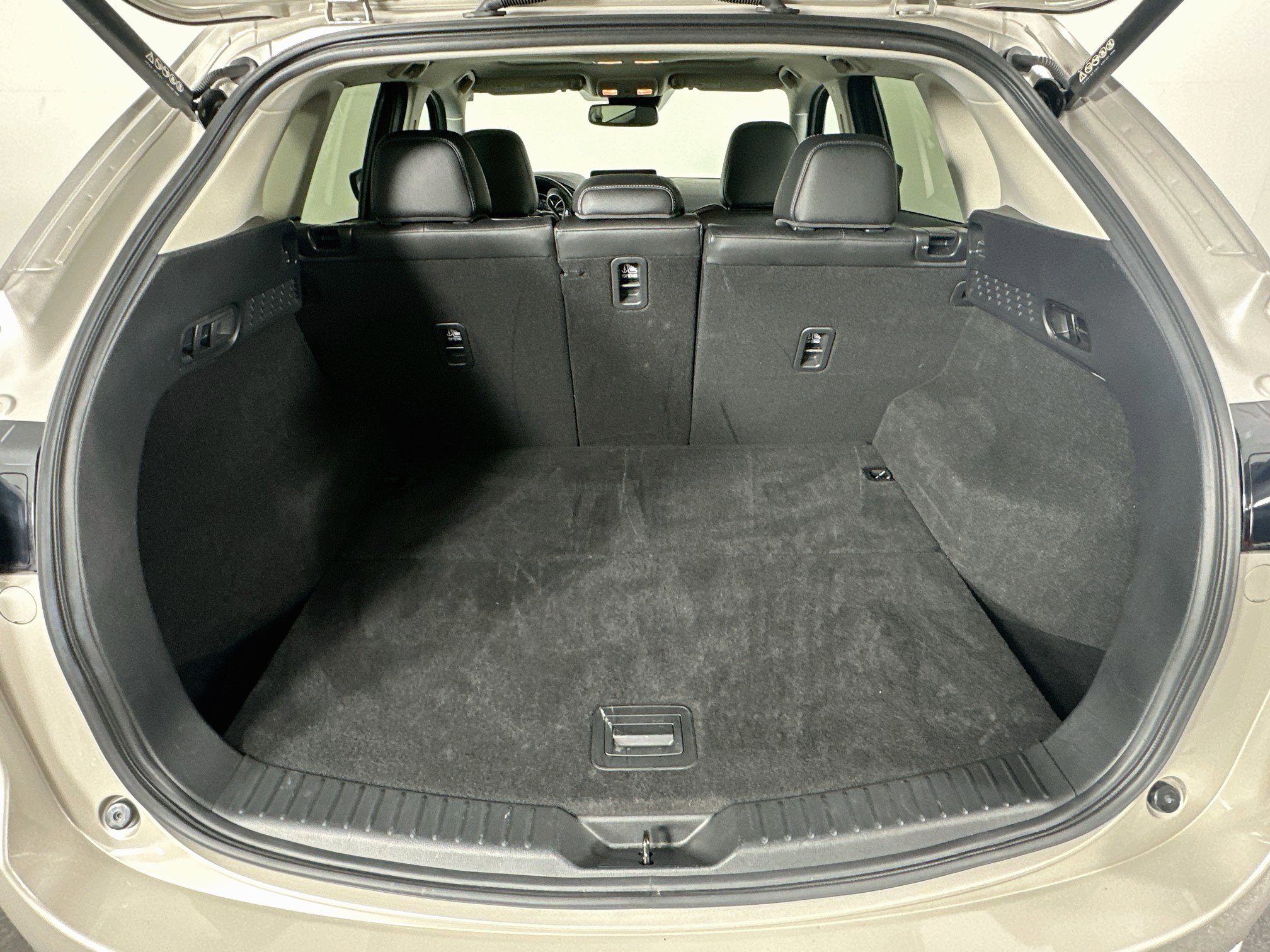 Used 2025 MAZDA CX-5 AWD 2.5 S w/ Preferred Package image 31
