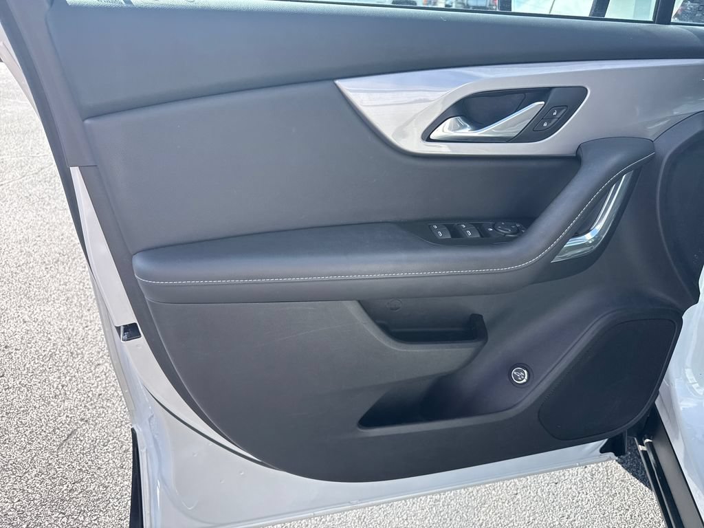 Used 2023 Chevrolet Blazer LT w/ LPO, Floor Liner Package FWD image 22