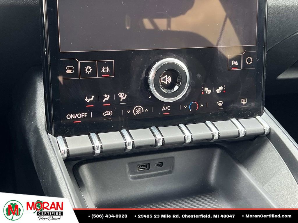 Used 2025 GMC Terrain Elevation AWD/4WD image 21