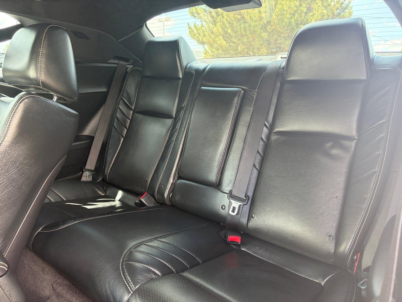 Used 2016 Dodge Challenger SRT Hellcat RWD image 18