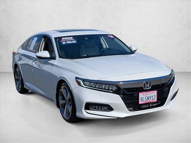 Used 2018 Honda Accord Touring image 3