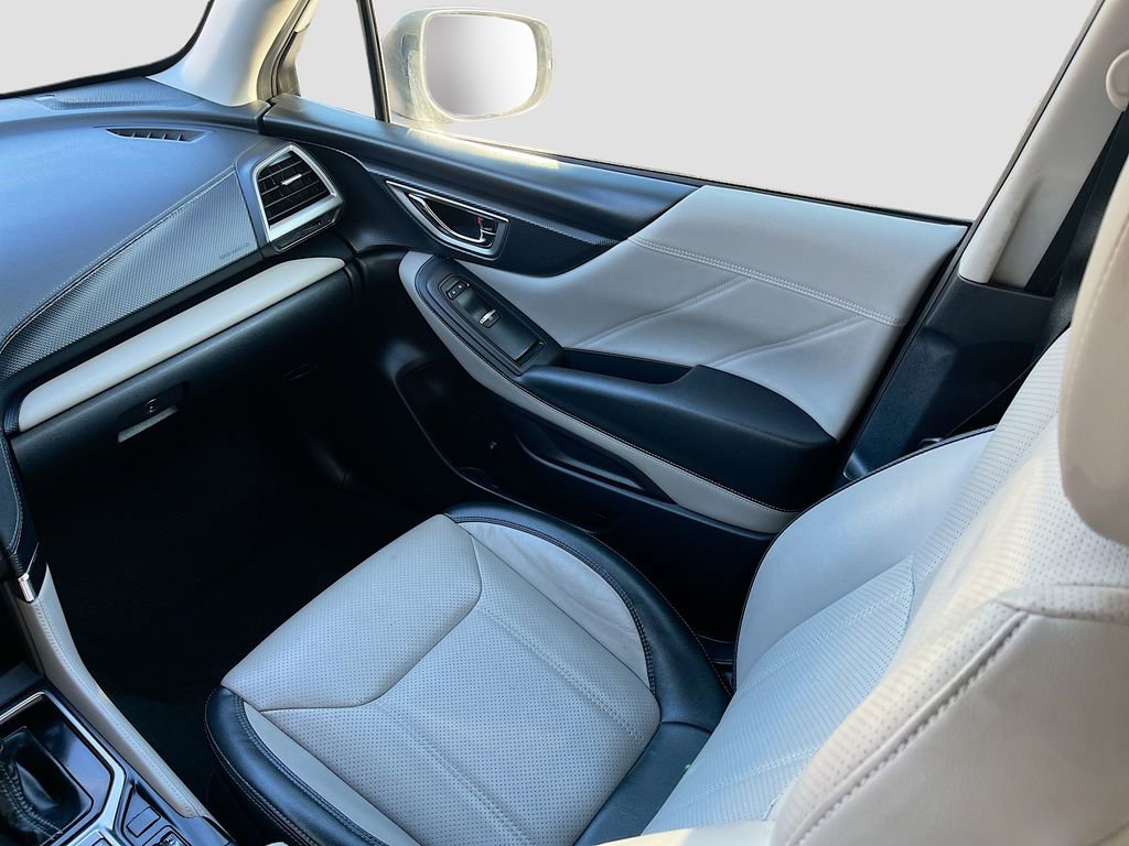 Used 2024 Subaru Forester Limited image 23