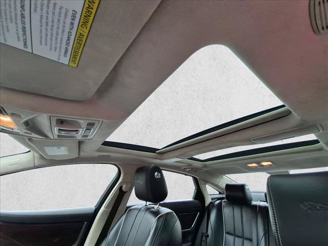 Used 2012 Jaguar XJ L RWD image 16