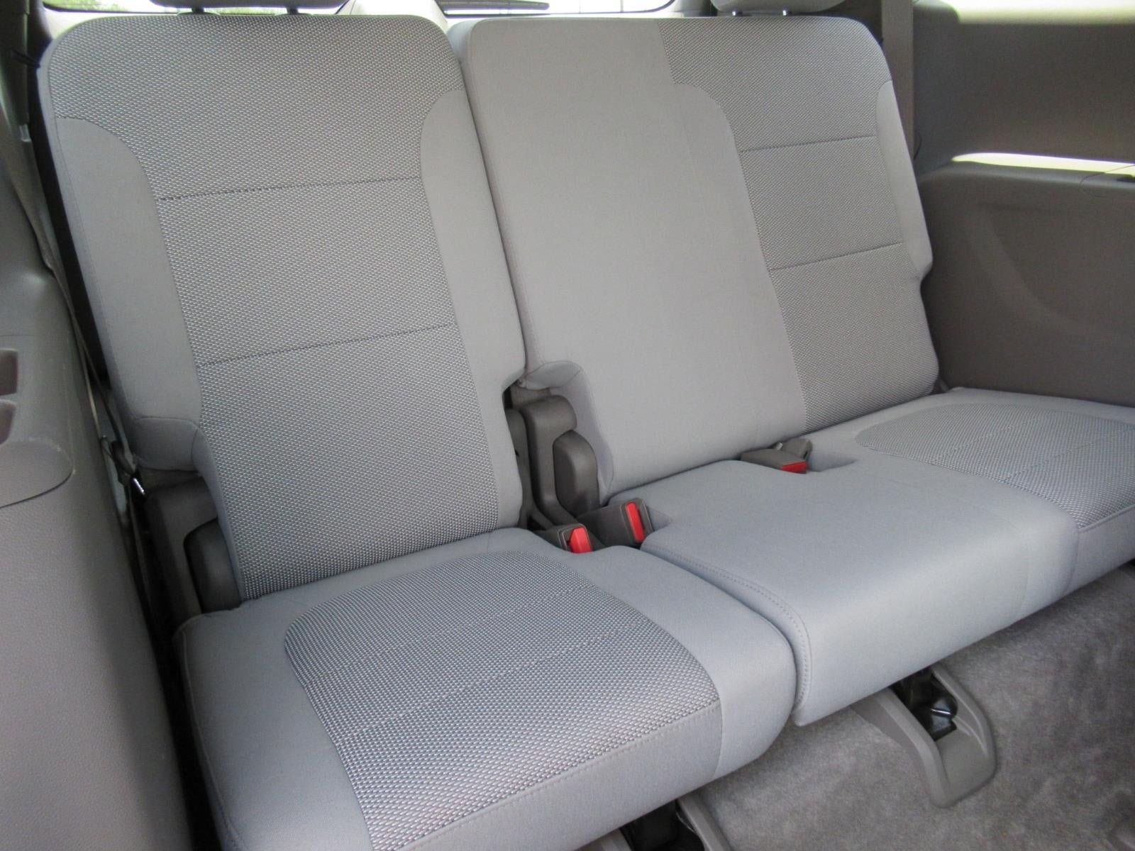 Used 2018 Chevrolet Traverse LT FWD image 35