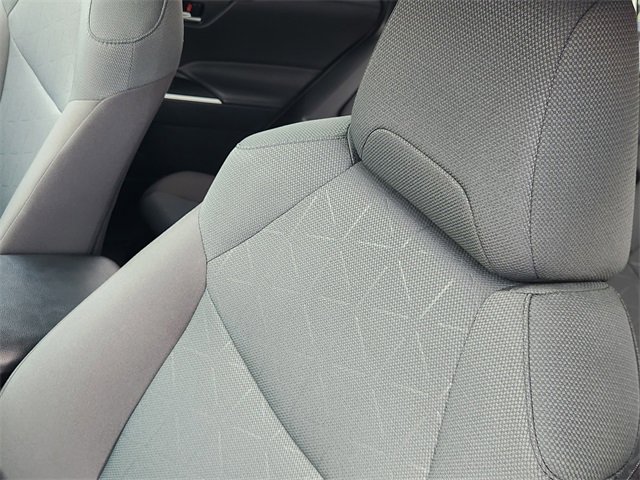 Used 2025 Toyota RAV4 XLE image 24