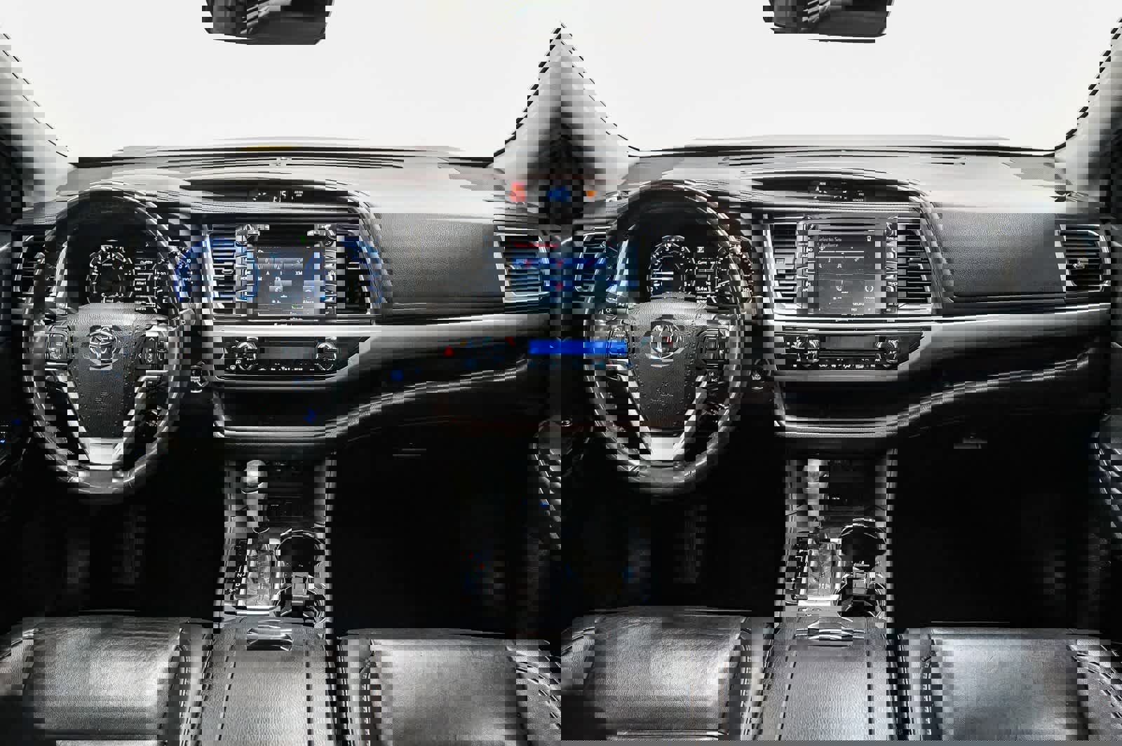 Used 2019 Toyota Highlander XLE image 12