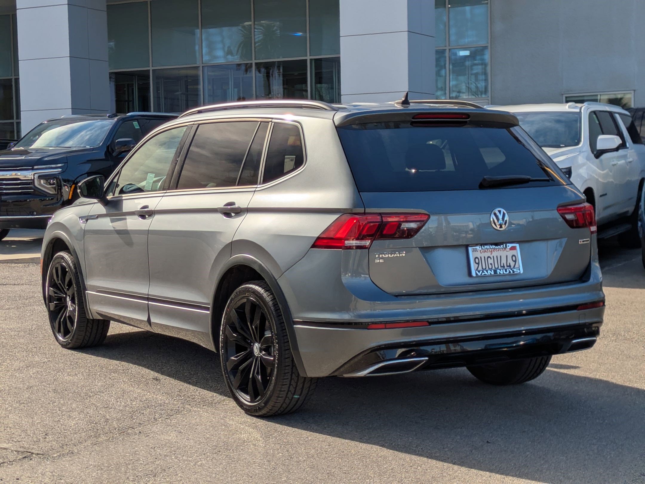 Used 2021 Volkswagen Tiguan SE image 7