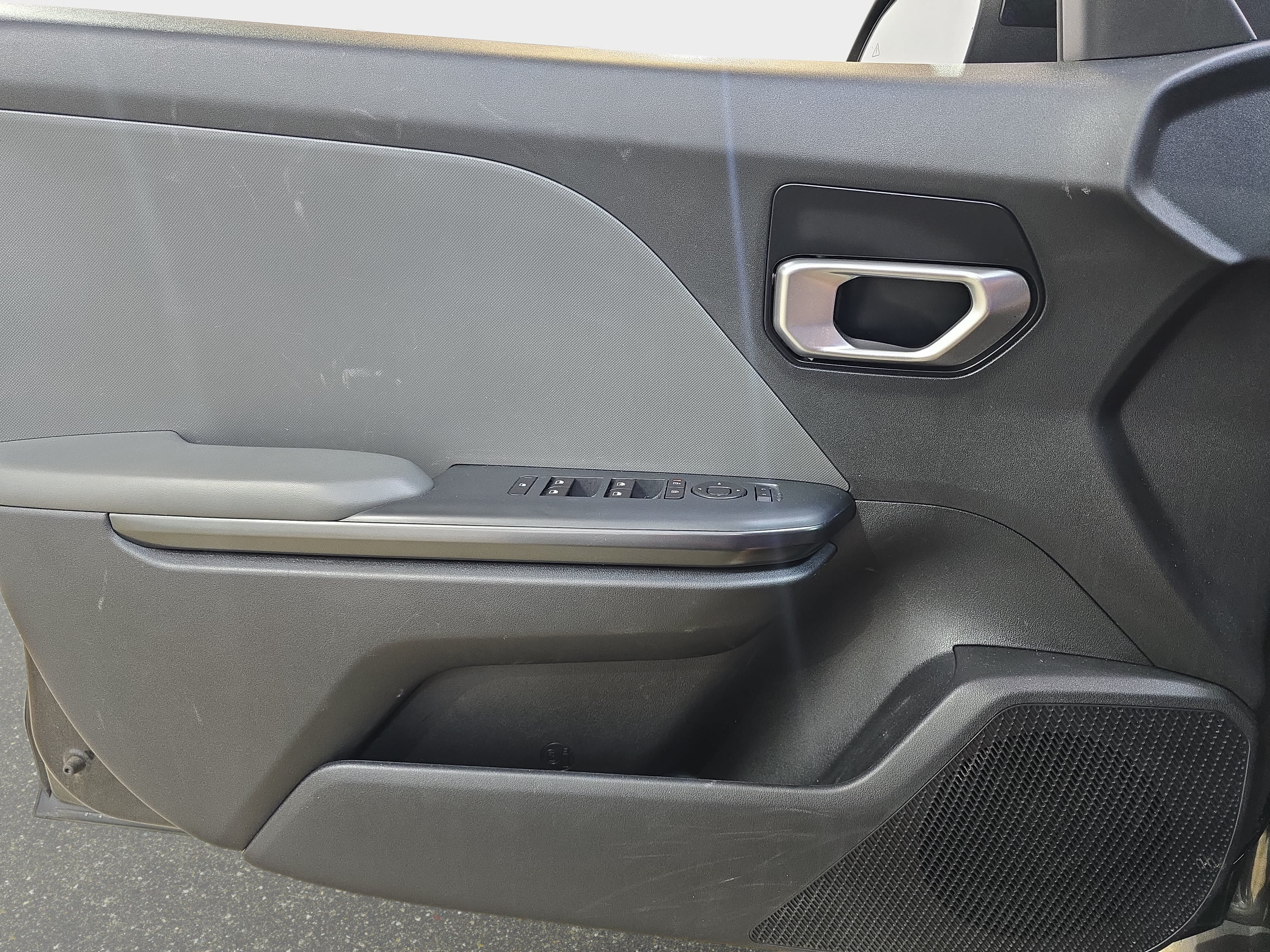 Used 2025 Kia K4 FWD image 24