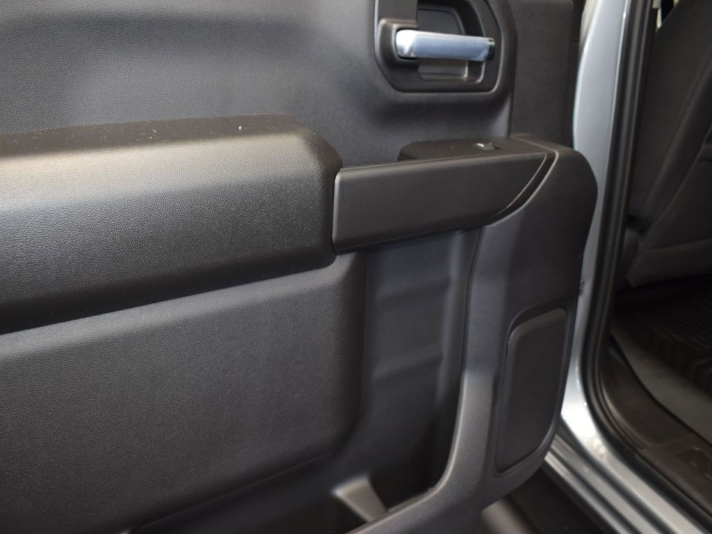 New 2026 Chevrolet Silverado 2500 Custom w/ Custom Value Package image 14