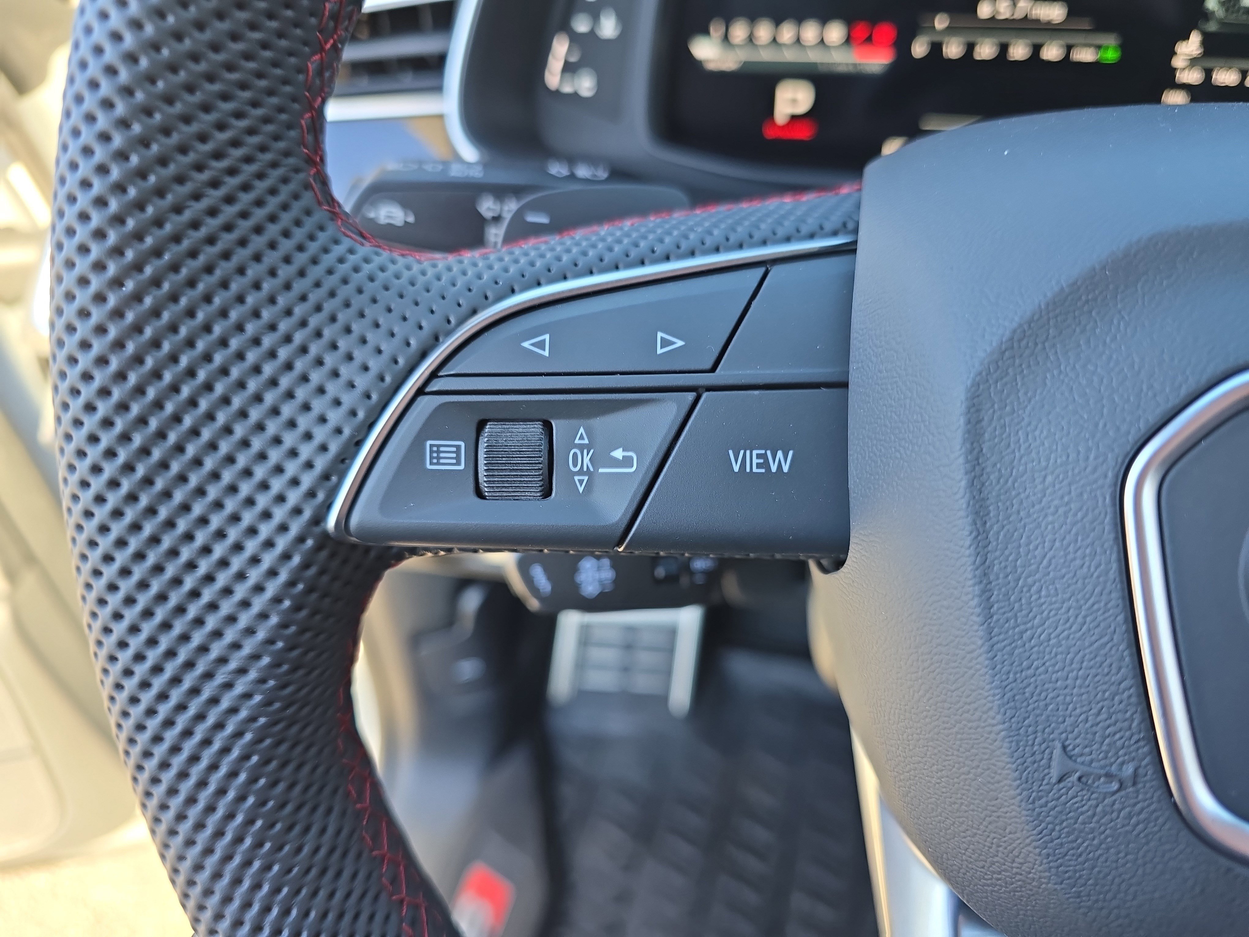 New 2026 Audi SQ8 Prestige image 17