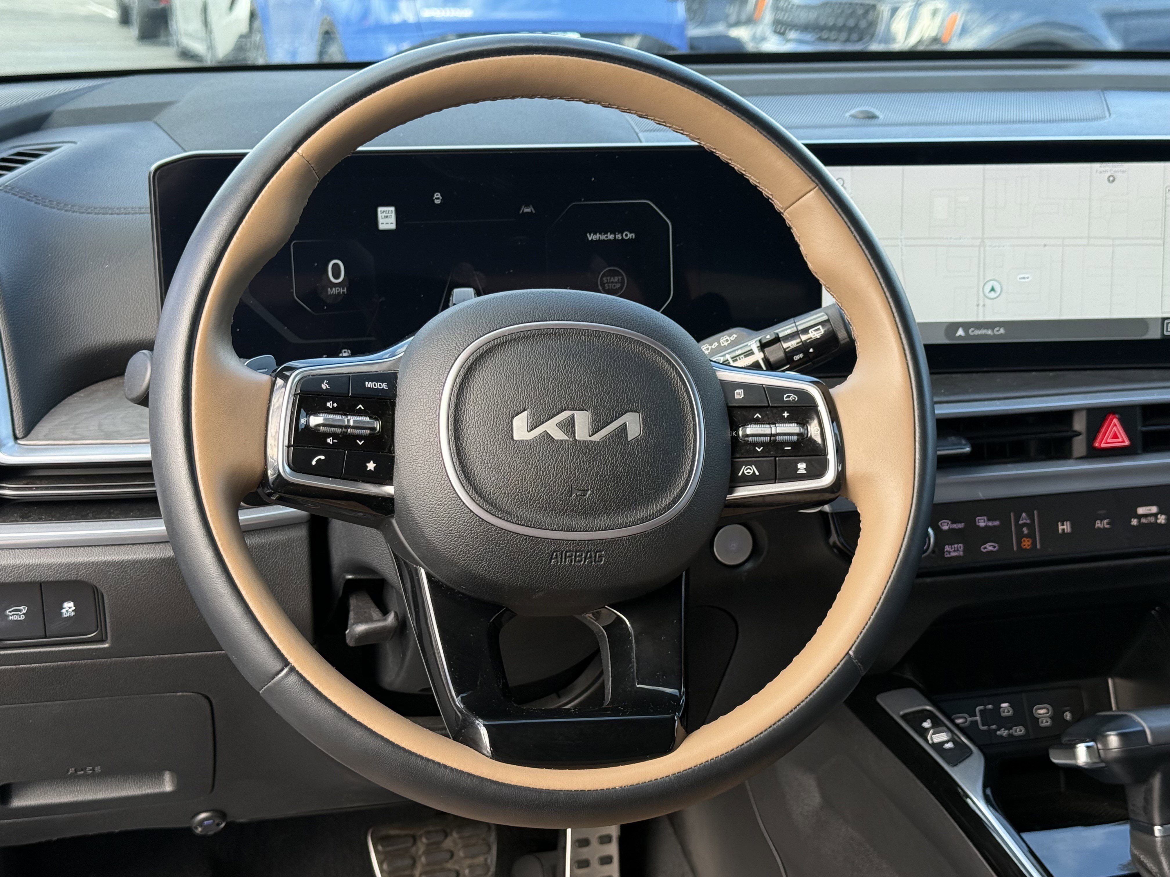 Certified 2024 Kia Sorento SX Prestige w/ Olive Brown Leather Package image 26