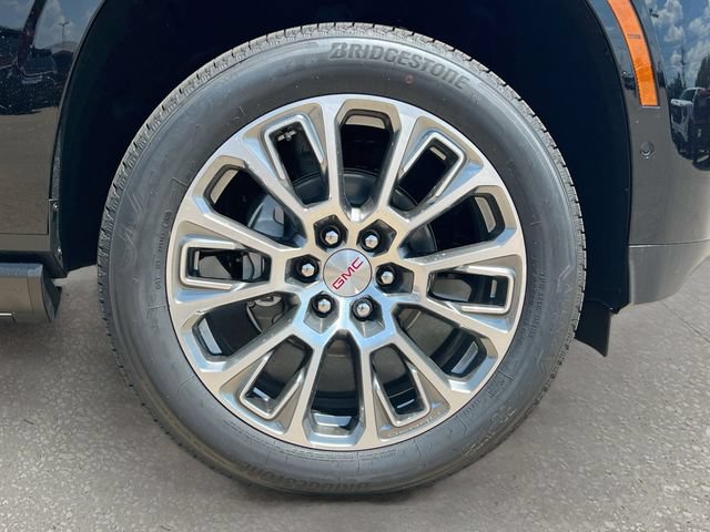 New 2026 GMC Yukon Denali w/ Denali Reserve Package AWD/4WD image 19
