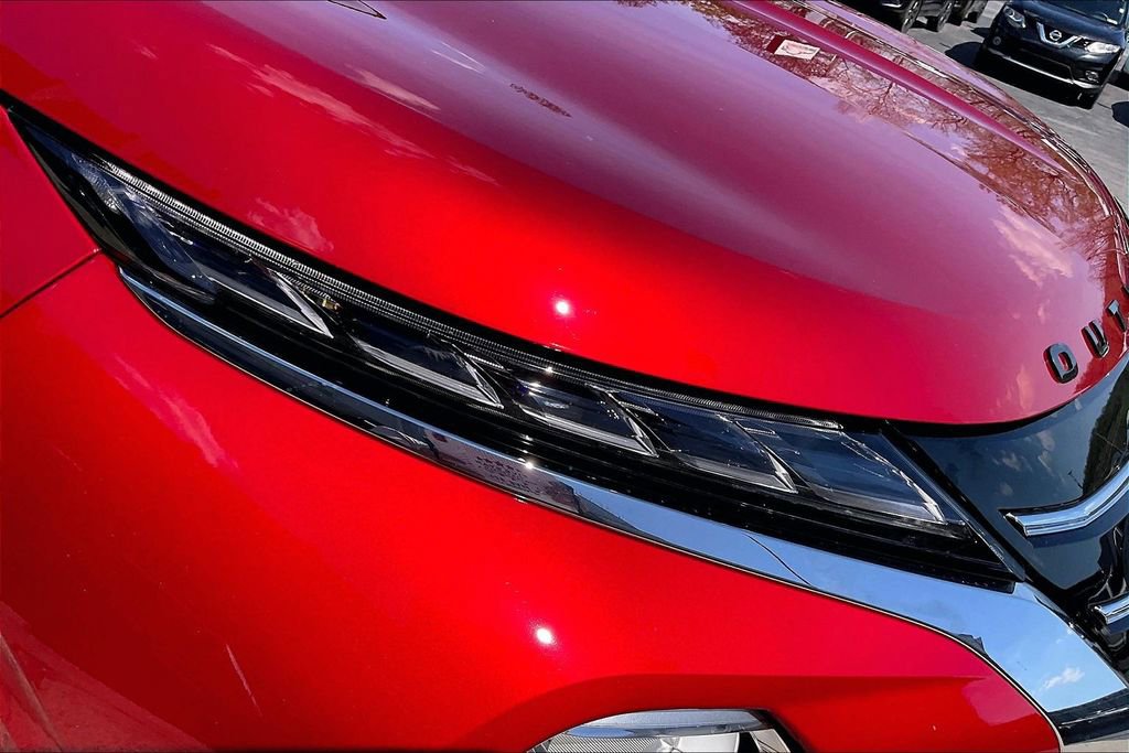 Used 2025 Mitsubishi Outlander SE image 27