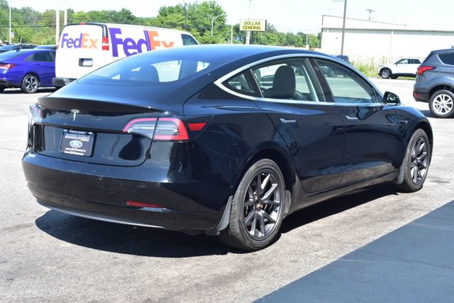 Used 2020 Tesla Model 3 Standard Range RWD image 10