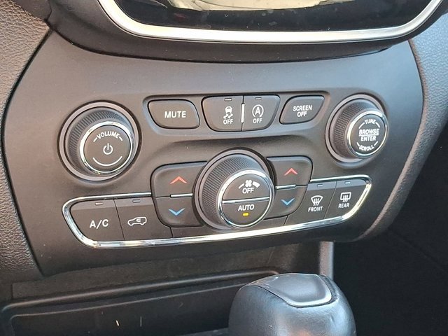 Certified 2021 Jeep Cherokee Limited image 19