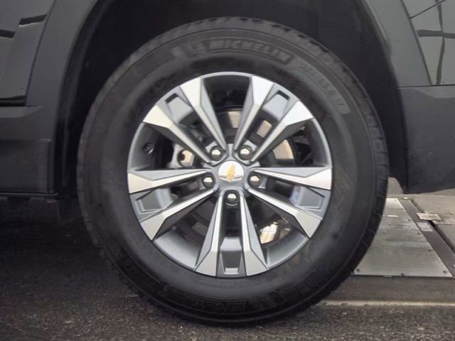 Used 2025 Chevrolet Equinox LT AWD/4WD image 19