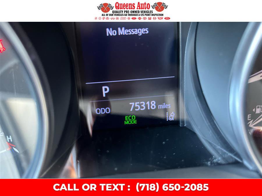 Used 2021 Toyota C-HR LE FWD image 19