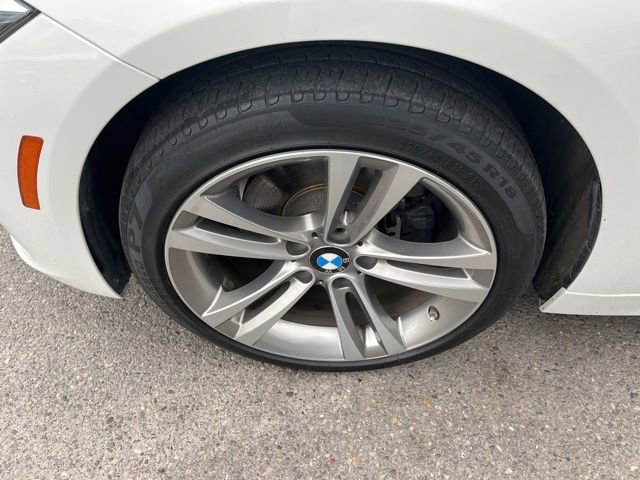 Used 2017 BMW 330i Sedan RWD image 18