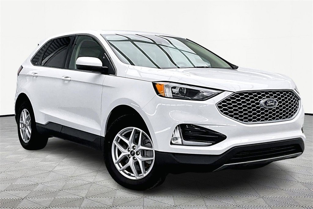 Used 2024 Ford Edge SEL w/ Convenience Package image 12