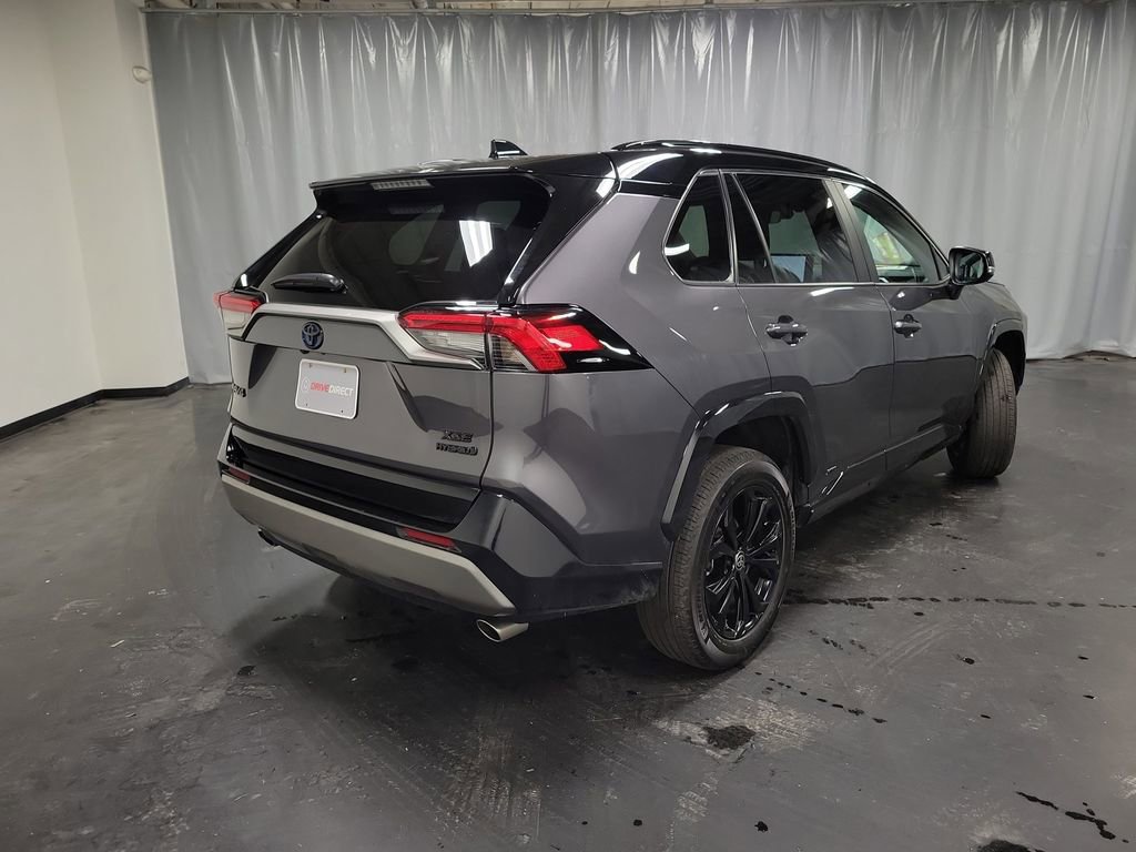 Used 2024 Toyota RAV4 XSE w/ Weather Package image 8