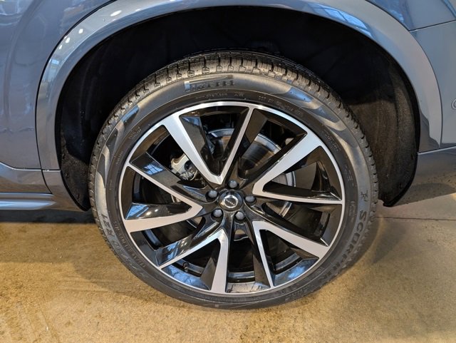 Used 2024 Volvo XC90 B6 Plus w/ Protection Package Premier image 9