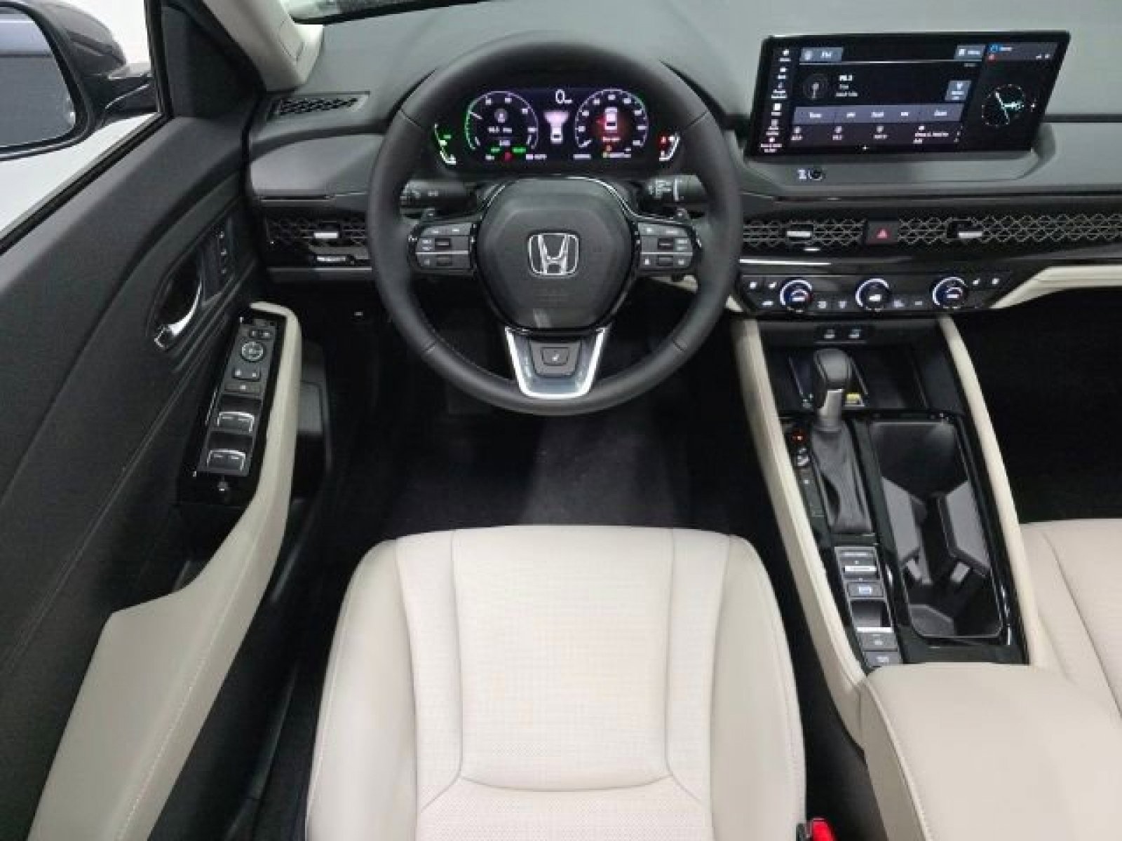 New 2025 Honda Accord Touring image 4