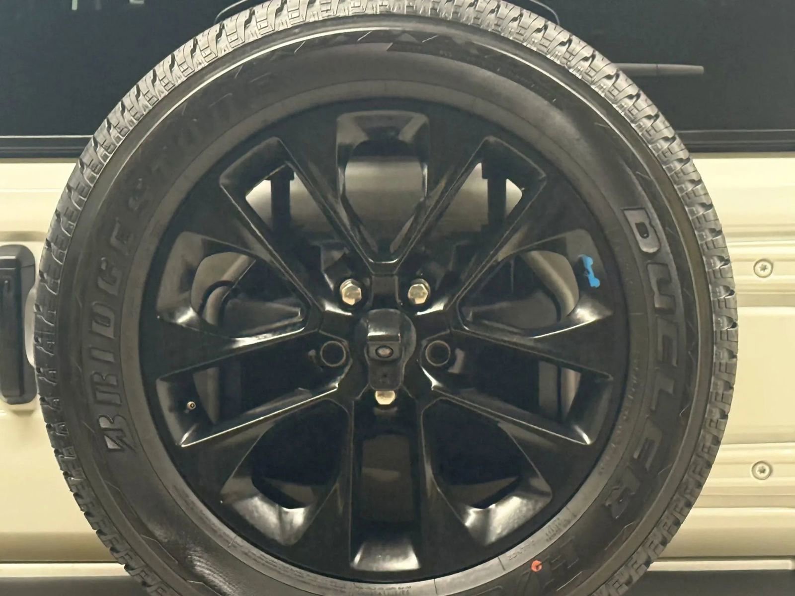 Used 2023 Jeep Wrangler Unlimited Sahara w/ Cold Weather Group image 11