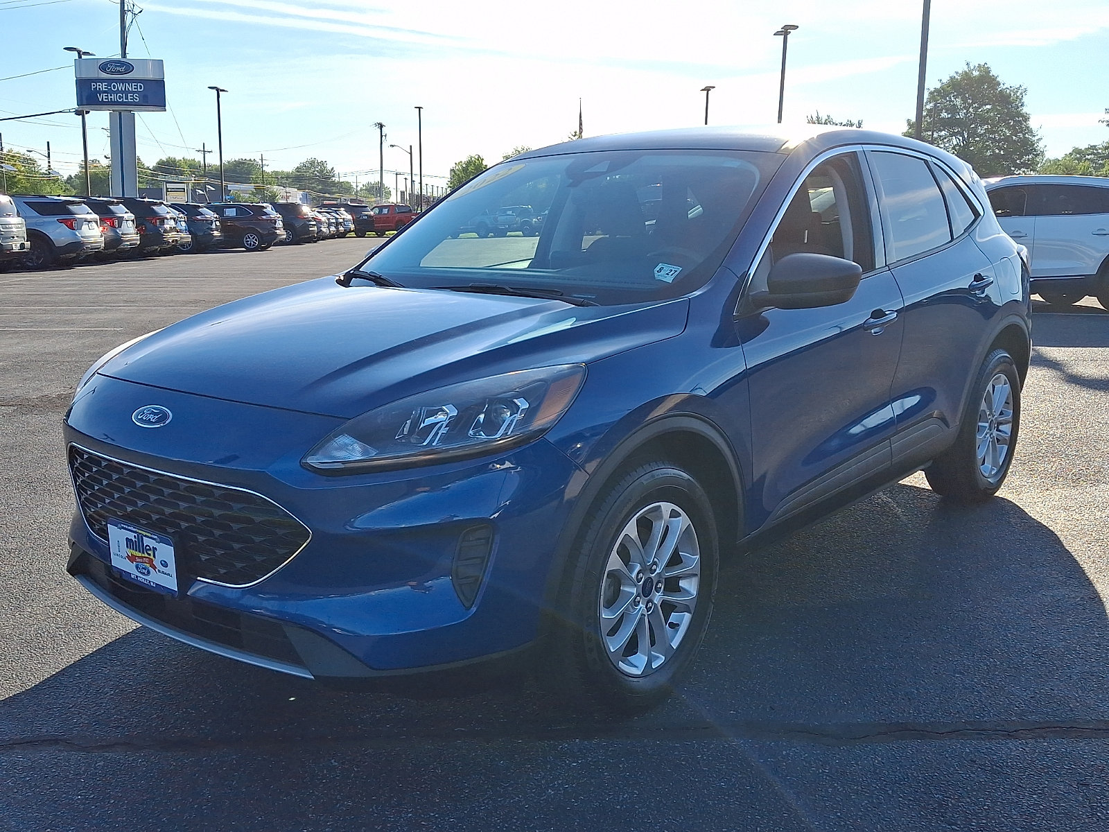 Certified 2022 Ford Escape SE AWD/4WD image 3