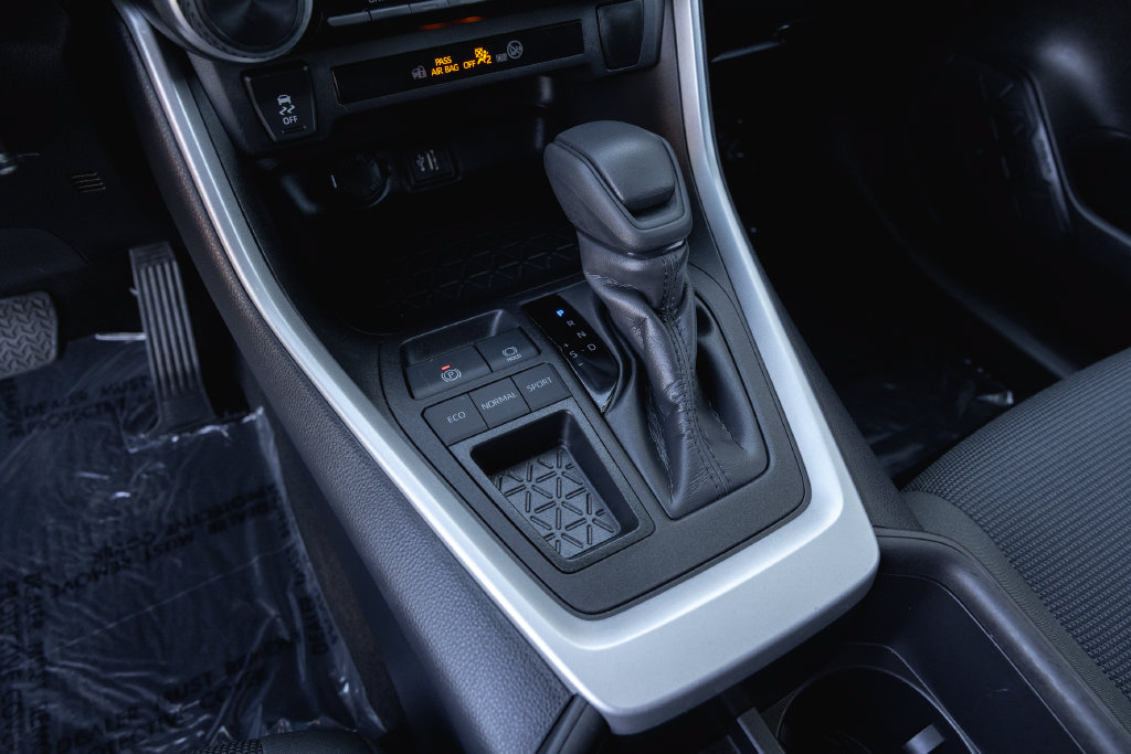 Certified 2023 Toyota RAV4 LE FWD image 16