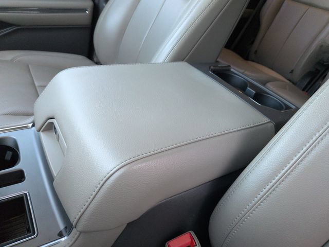 Used 2021 Ford Expedition XLT RWD image 18