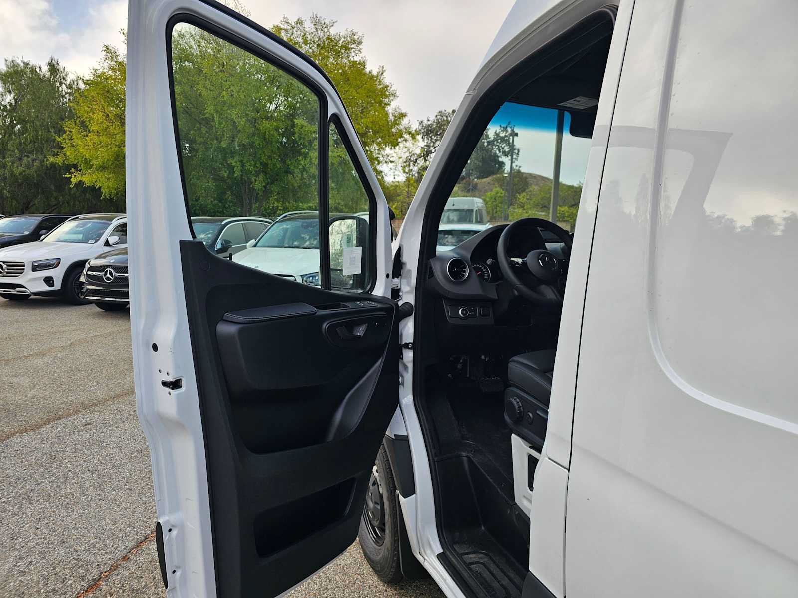 New 2026 Mercedes-Benz Sprinter 2500 image 18