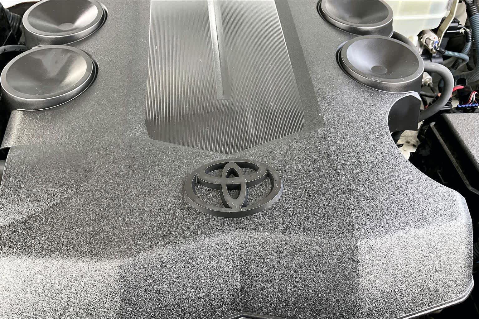 Used 2014 Toyota 4Runner SR5 Premium RWD image 33
