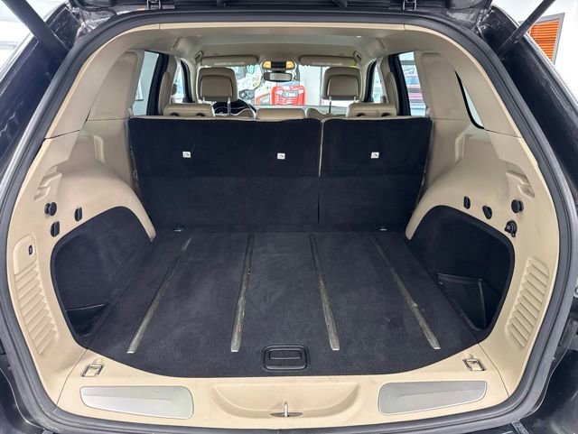 Used 2017 Jeep Grand Cherokee Limited AWD/4WD image 10